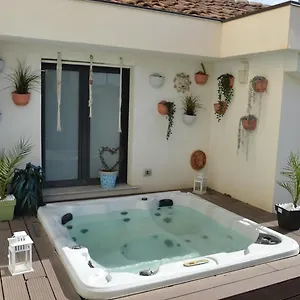 Bed & Breakfast Le 4 Leggende, Aeroporto di Catania Fontana Rossa